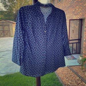 Dana Buchman 3/4 sleeve button up shirt